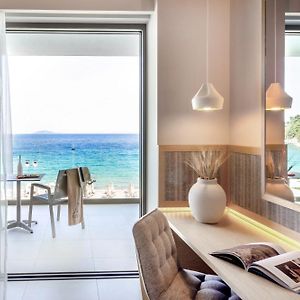 Deluxe  Sea side Room